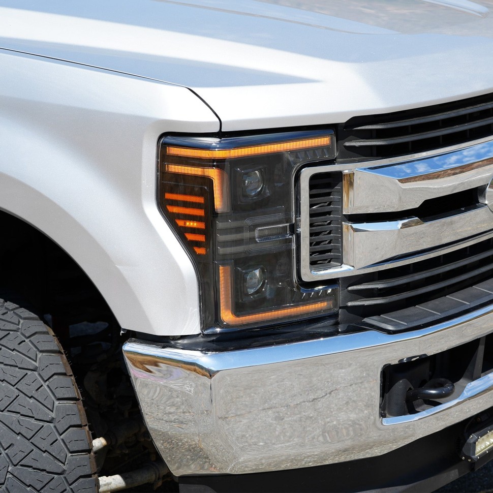 Комплект передних галогеновых фар Ford F-250/F-350/F-450/F-550 17-19 PRO-Series AlphaRex 880320