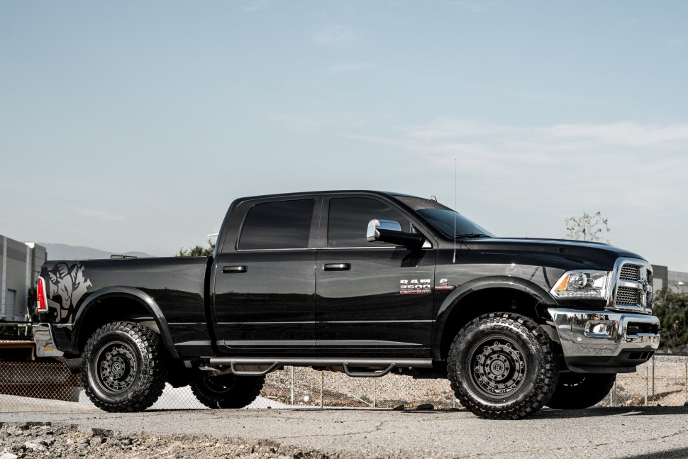 Колесный диск Black Rhino Arsenal Sand On Black 18x9.5 ET+12 1895ARS120067D06