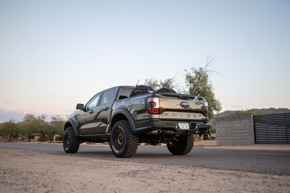 Задний бампер Ford Ranger Raptor 24-25 Addictive Desert Designs R720191280103