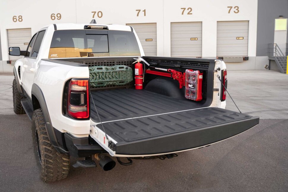 Addictive Desert Designs AC6303201NA Driver Side Bed Molle Panel Dodge Ram 1500 RHO 25-26 5'7"