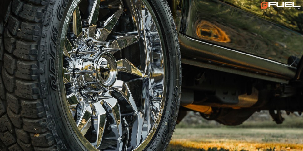 Колесный диск Fuel Off Road Saber Chrome 20x9 ET+1 D74320908250