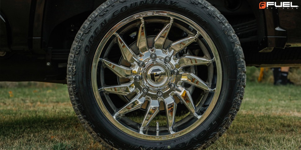 Колесный диск Fuel Off Road Saber Chrome 20x9 ET+1 D74320908250