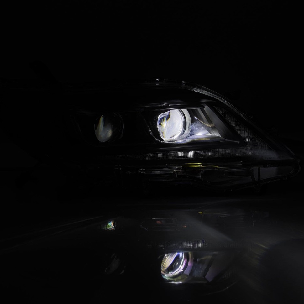 Комплект передних галогеновых фар Toyota Sienna 11-20 PRO-Series AlphaRex 880764