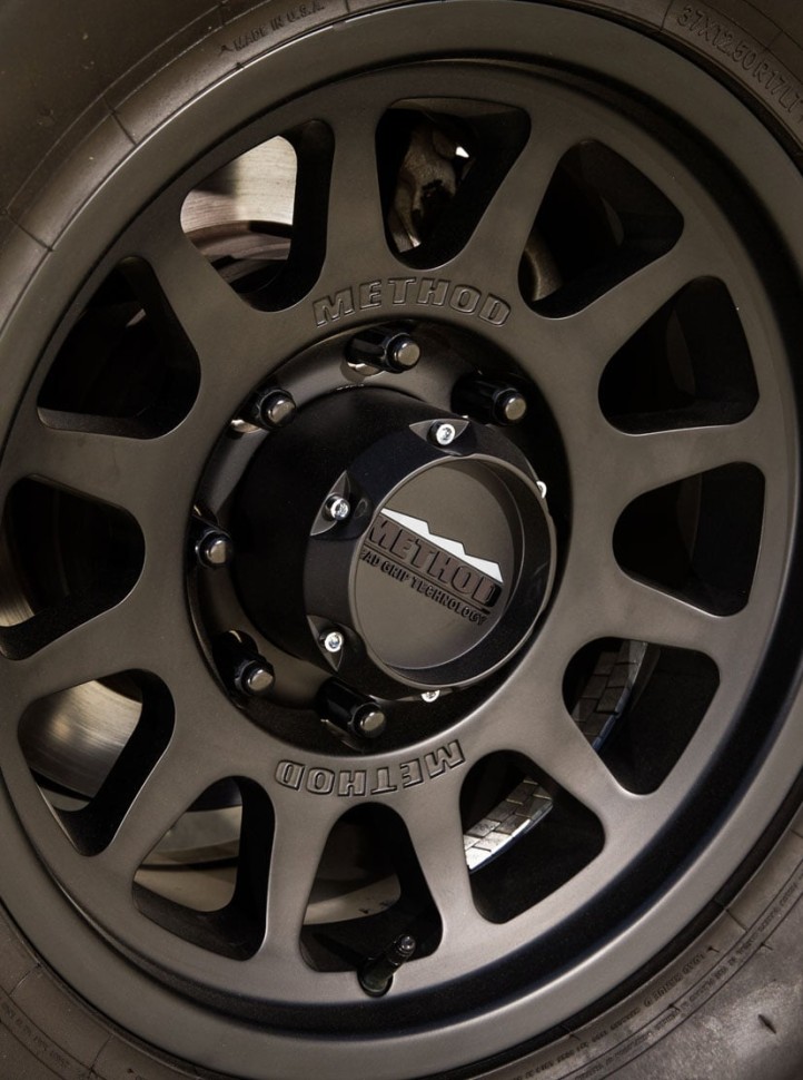 Method Wheels MR70379060512N 703 Wheel Matte Black 17x9 Offset -12