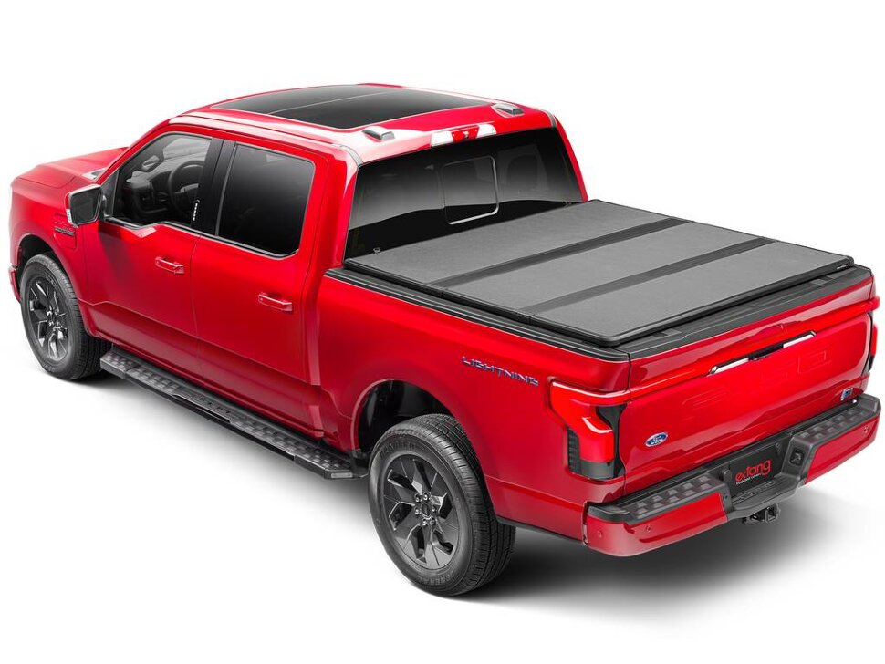 Крышка багажника складная Ford F-150/F-150 Lightning 21-25 5'7" Solid Fold ALX Extang 88702