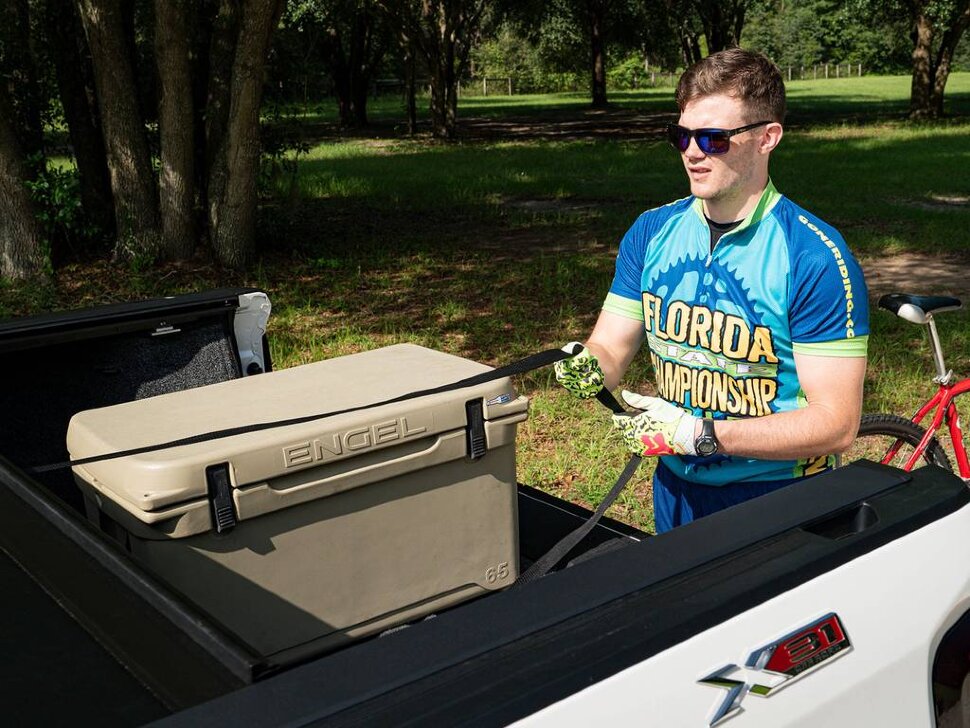 Ролета багажника висувна Chevrolet Silverado/GMC Sierra 1500/2500/3500 14-19 8' M-Series Roll-N-Lock LG222M