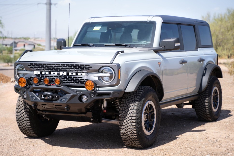 Передний бампер Ford Bronco 21-25 Addictive Desert Designs F230311070102