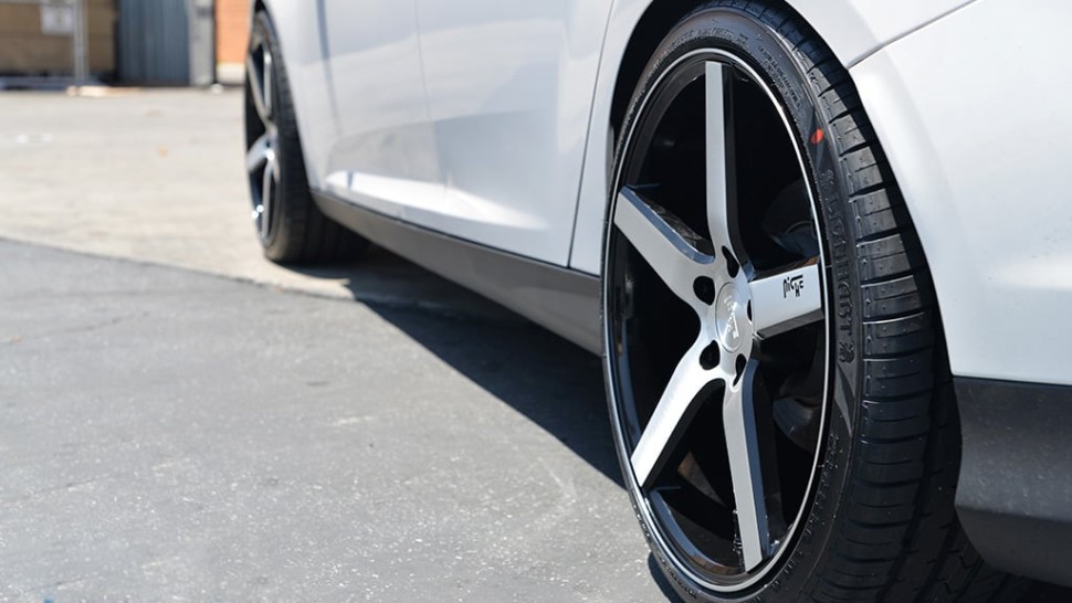 Niche Road Wheels M1242085F8+34 Milan Wheel Gloss Black Brushed 20x8.5 +34