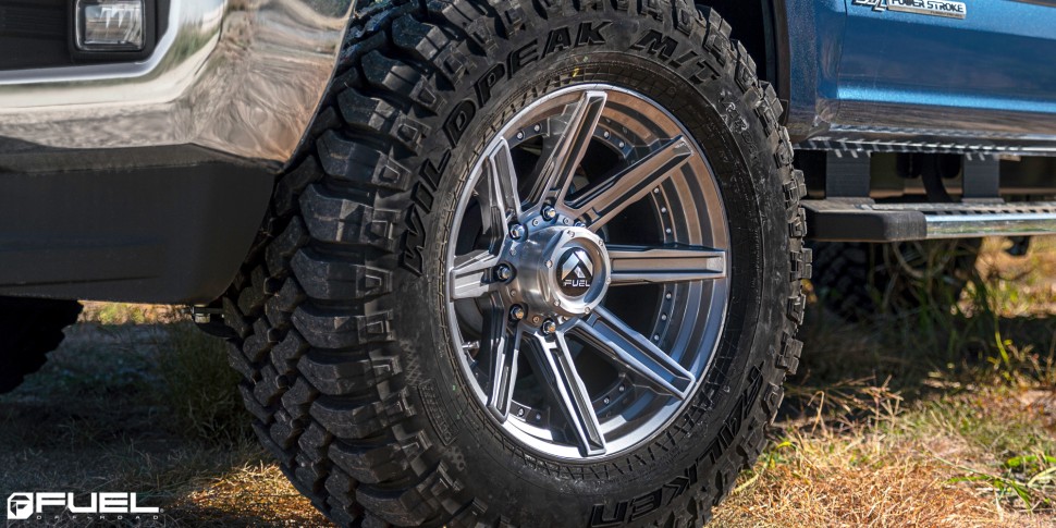 Колесный диск Fuel Off Road Rogue Platinum Brushed Gun Metal Tinted Clear 20x10 ET-18 D71020001847