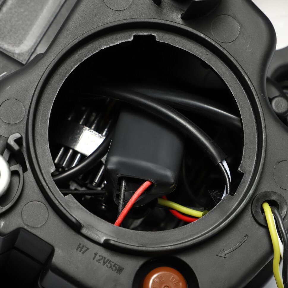 Комплект передніх Led фар Ford F-150 15-17 NOVA-Series AlphaRex 880163