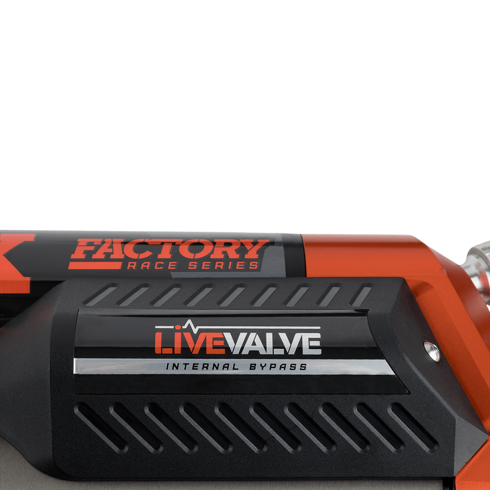 Амортизатор задний с резервуаром регулируемый Ford F-150 Raptor 19-20 Factory Race Series 3.0 Lift 0-1" Fox Shocks 883-09-153 Пара