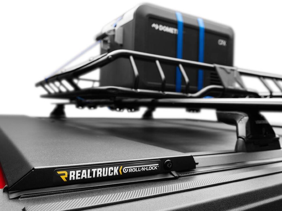 Roll-N-Lock 532M-XT M-Series XT Retractable Tonneau Cover W/T-Slot Rails Toyota Tacoma 24-25 5'