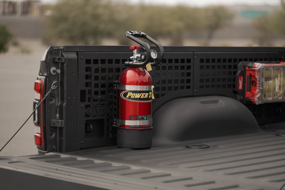 Панель Molle водійська сторона Dodge Ram 2500/3500 19-25 6'4" Addictive Desert Designs AC5603201NA