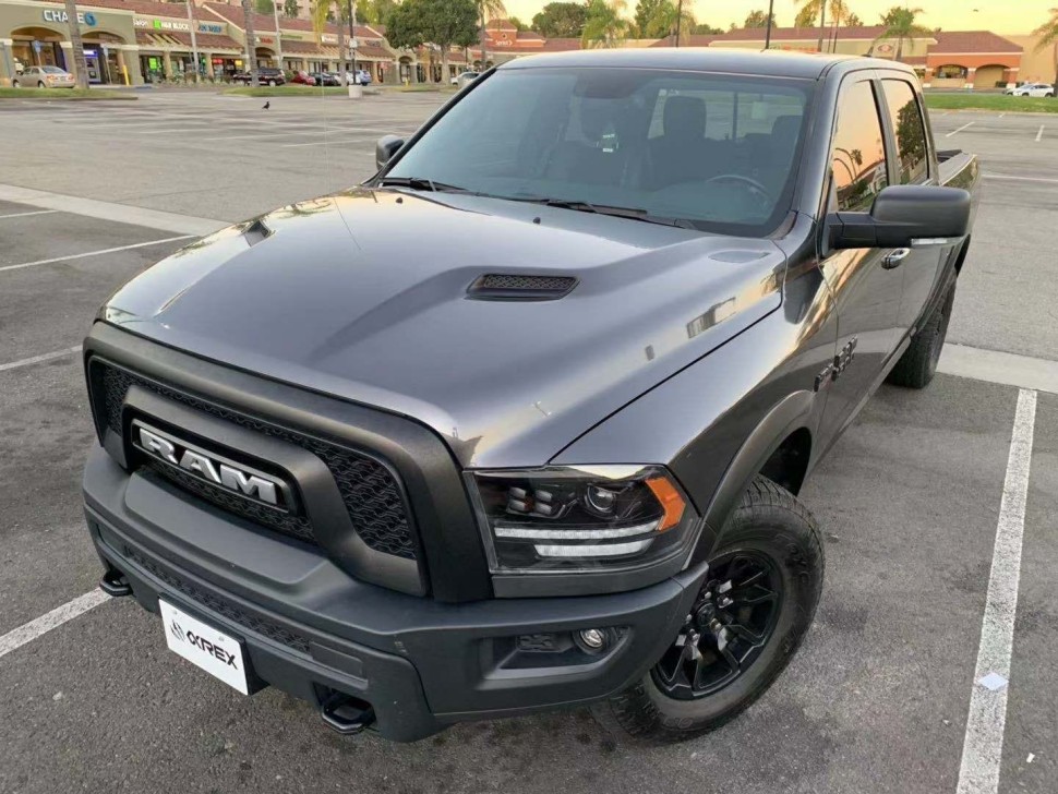 Комплект передних галогеновых фар Dodge Ram 1500/2500/3500/4500/5500 09-18 PRO-Series AlphaRex 880523