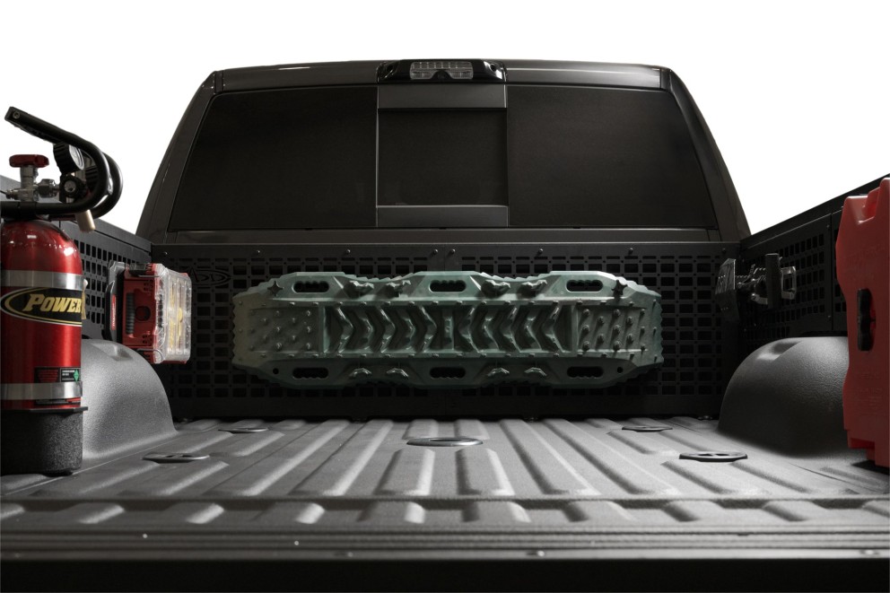 Molle панель сторона кабины Dodge Ram 2500/3500 19-25 6'4" Addictive Desert Designs AC5602101NA