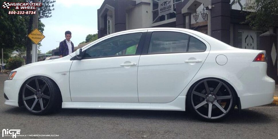 Колісний диск Niche Road Wheels Verona Gloss Silver Machined 20x10 ET+40 M179200021+40