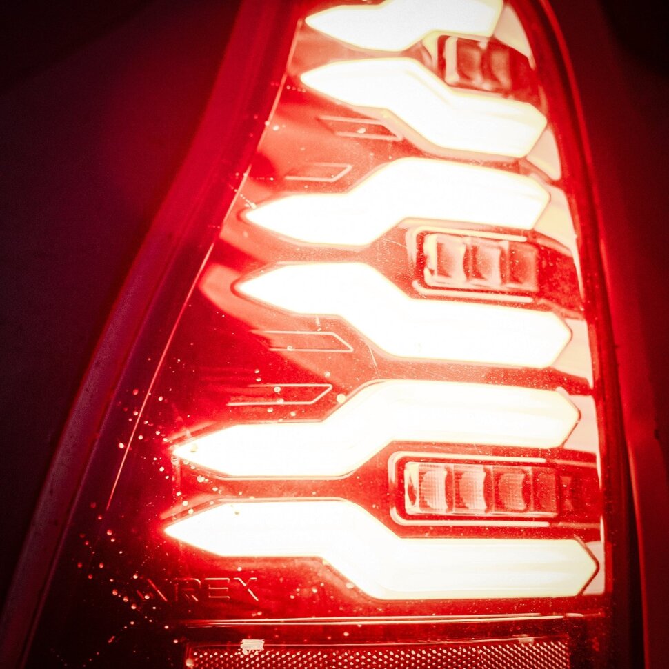 Світлодіодні задні ліхтарі Toyota 4Runner 03-09 LUXX-Series AlphaRex 690080