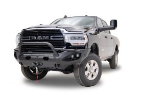 Передний бампер с центральной дугой Dodge Ram 2500/3500 19-24 Matrix Fab Fours DR19-X4452-1