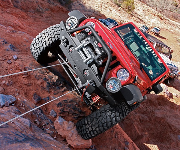 Автомобільна електрична лебідка WARN M8000 12V (26502)