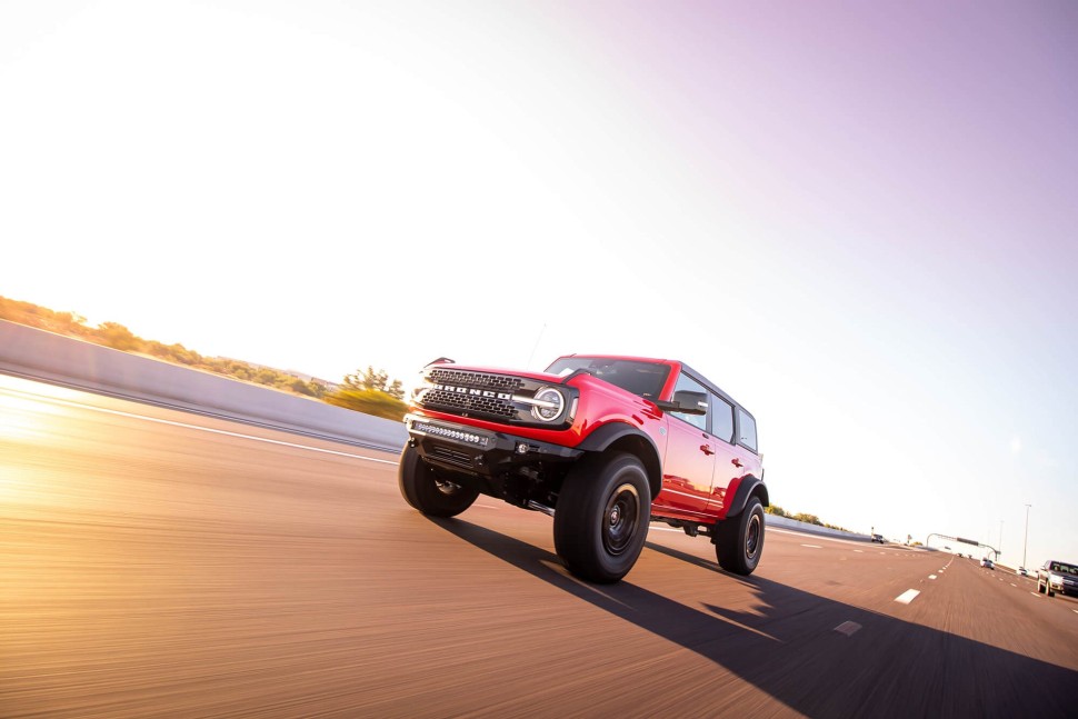 Передний бампер Ford Bronco 21-25 Addictive Desert Designs F230142210103