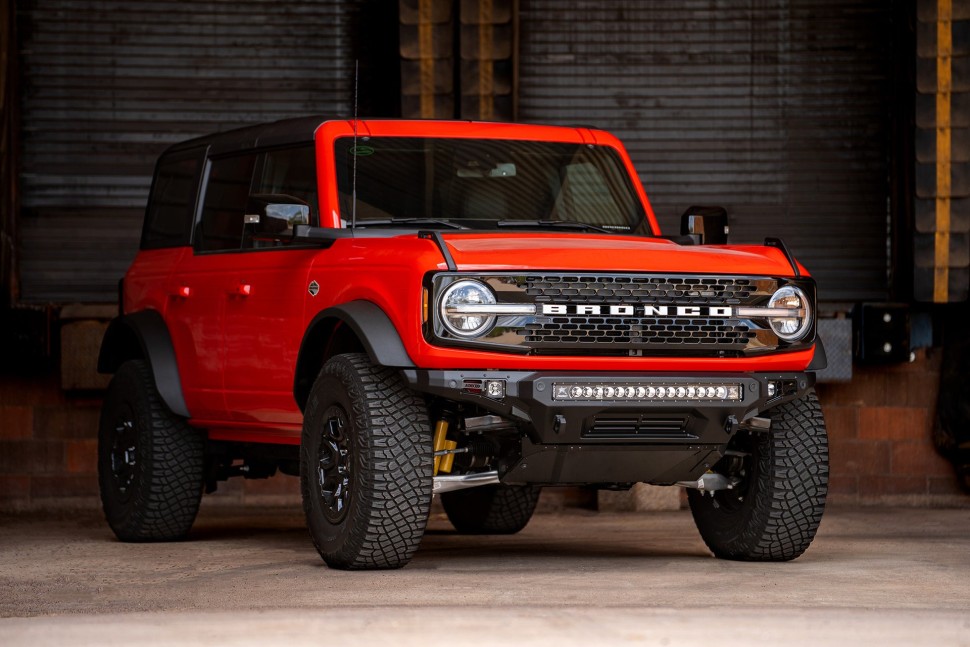 Передний бампер Ford Bronco 21-25 Addictive Desert Designs F230142210103
