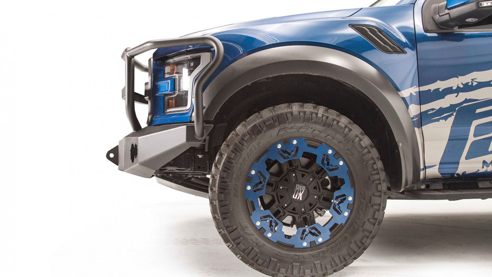 Передний бампер Premium с дугами Ford F-150 Raptor 17-20 Fab Fours FF17-H4350-1