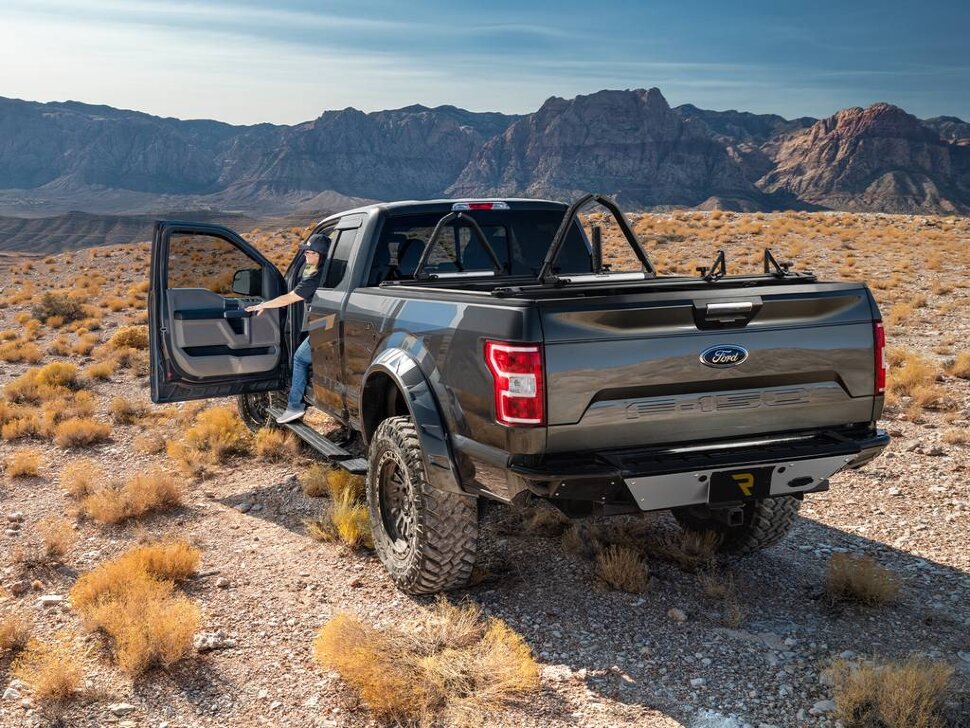 Електричні підніжки Ford F-250/F-350/F-450 20-22 PowerStep Smart AMP Research 86236-01A