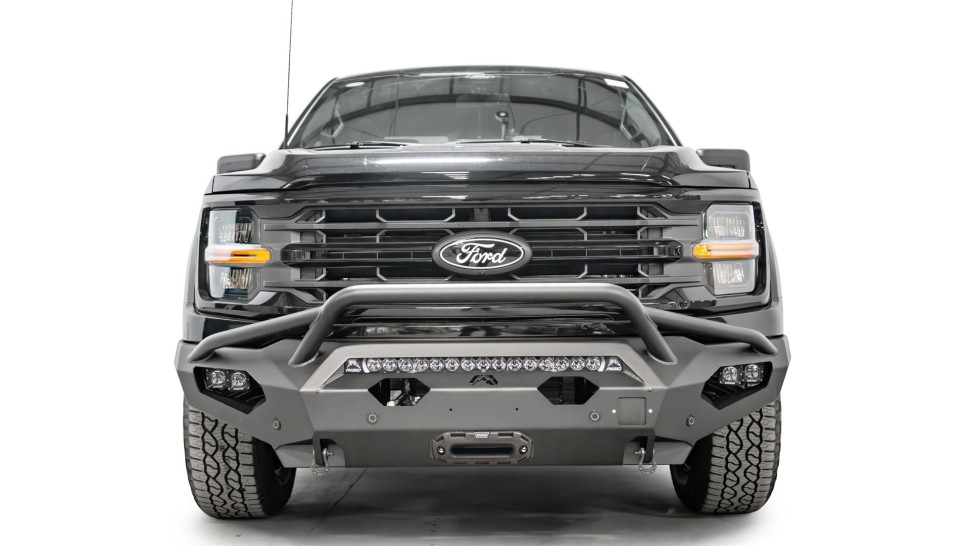 Передний бампер с центральной дугой Ford F-150 24-26 Matrix Fab Fours FF24-X6552-1
