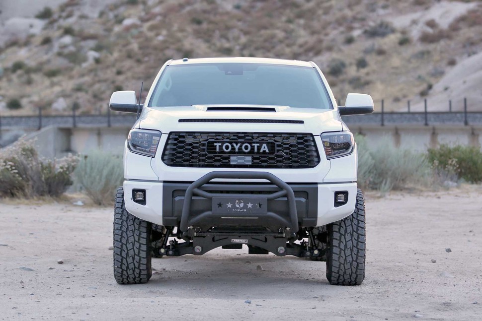 Ліфт-комплект підвіски Toyota Tundra 16-19 Lift 4" Fabtech K7077DL