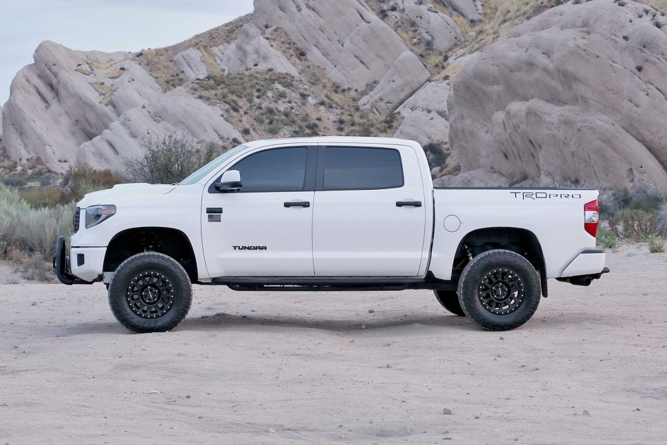 Ліфт-комплект підвіски Toyota Tundra 16-19 Lift 4" Fabtech K7077DL
