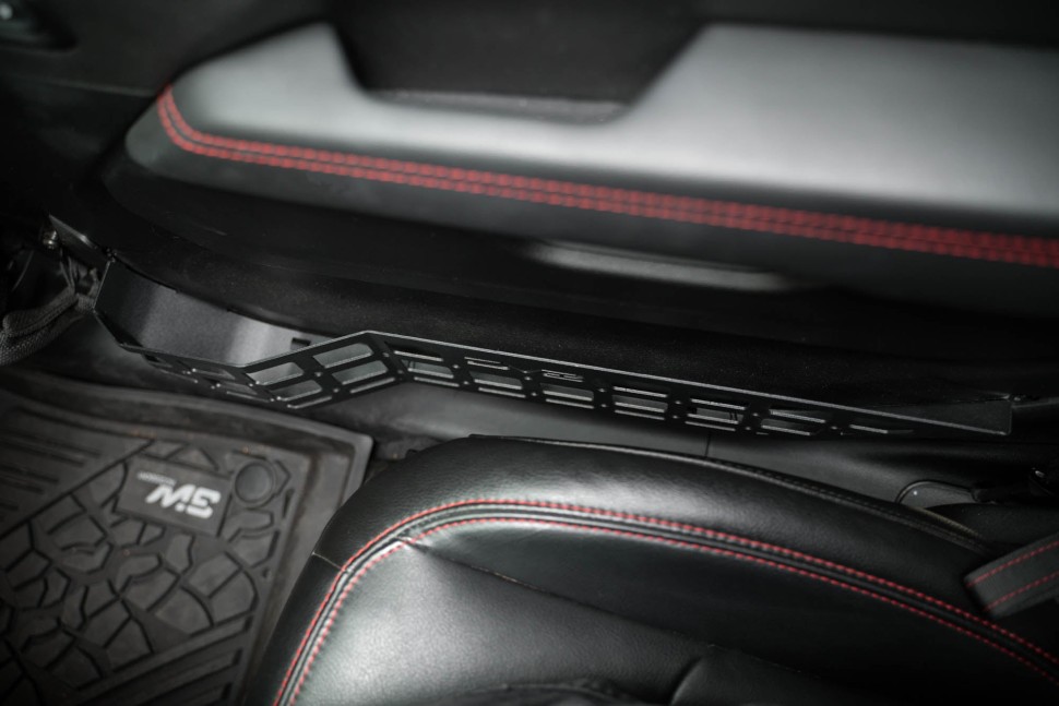 Панели Molle для кармана передней двери Jeep Wrangler JL/Gladiator JT 18-25 DV8 Offroad MPJL-05