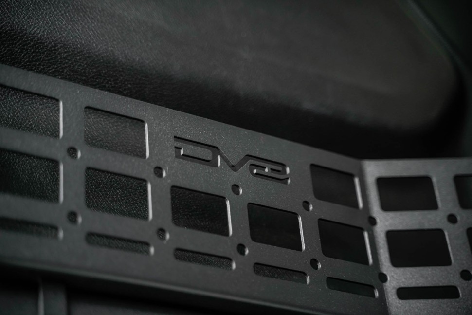 Панели Molle для кармана передней двери Jeep Wrangler JL/Gladiator JT 18-25 DV8 Offroad MPJL-05
