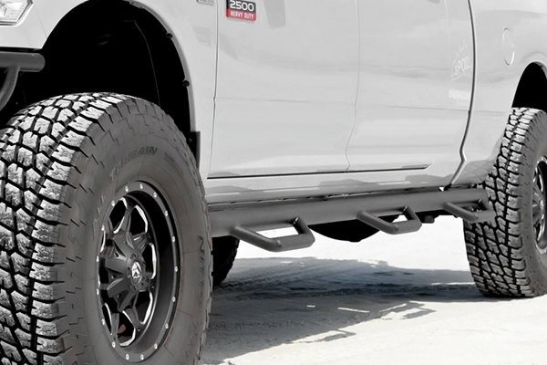 Защитные боковые пороги Dodge Ram 1500 19-21 Quad Cab Nerf N-FAB D1992QC-6