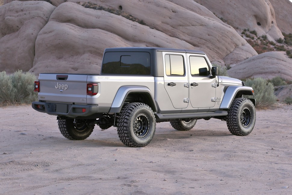 Лифт комплект подвески Jeep Gladiator JT 20-26 Lift 3" Fabtech K4160M