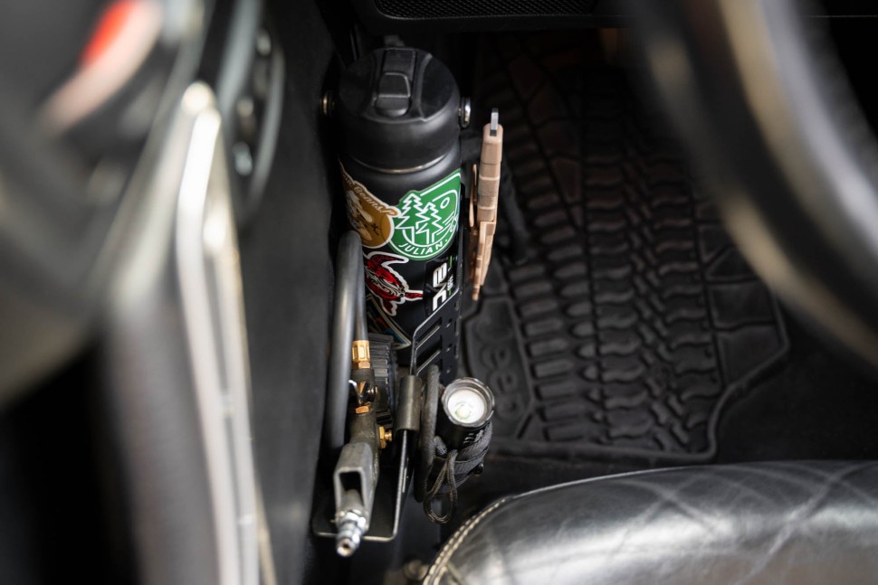 Панели Molle для кармана передней двери Jeep Wrangler JK 11-18 DV8 Offroad MPJK-05