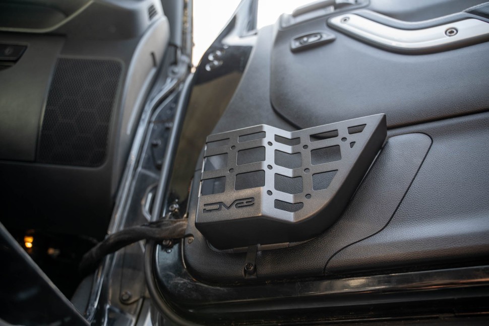Панели Molle для кармана передней двери Jeep Wrangler JK 11-18 DV8 Offroad MPJK-05