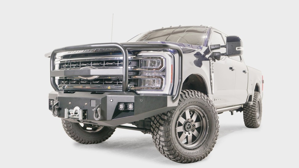 Передний бампер с защитной дугой Ford F-250/F-350 23-26 Premium Fab Fours FS23-A5950-1