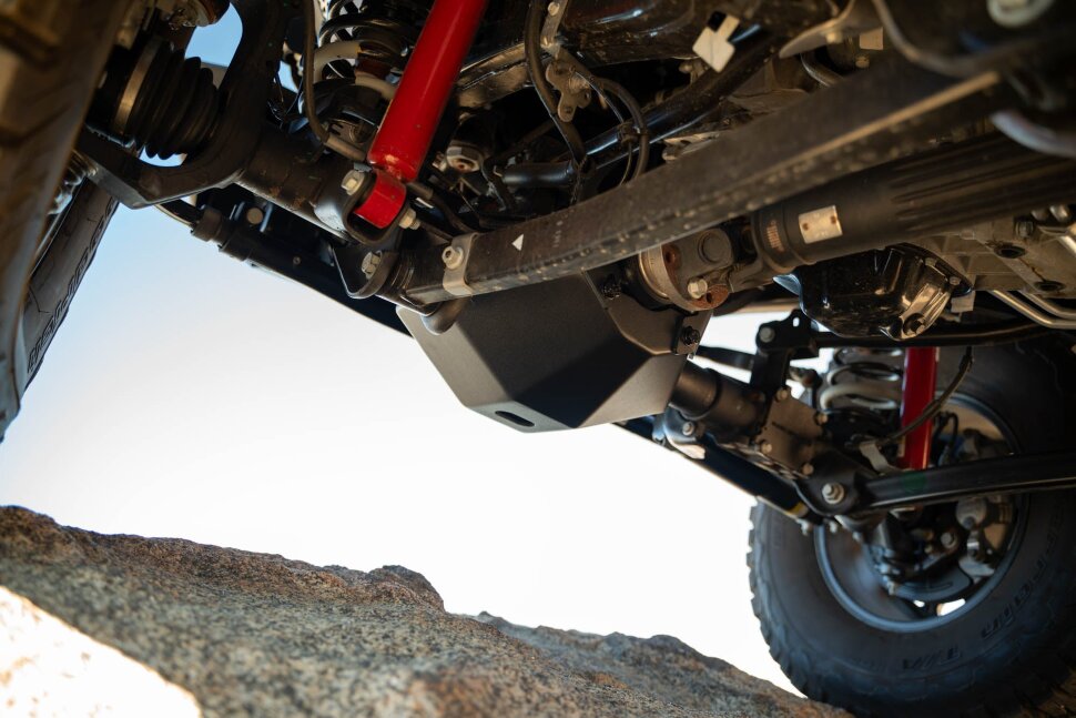 Захисна пластина переднього диференціала Dana 44 Jeep Wrangler JL/Gladiator JT 18-25 DV8 Offroad SPJL-12