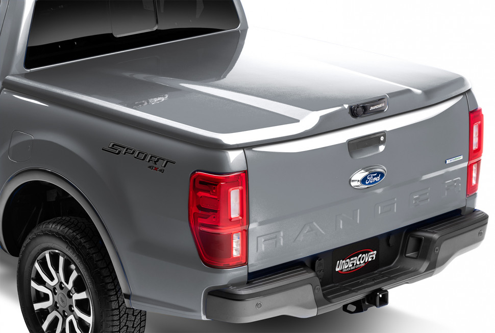 UnderCover Elite LX One-piece Truck Bed Tonneau Cover Ford Ranger 19-22 5'