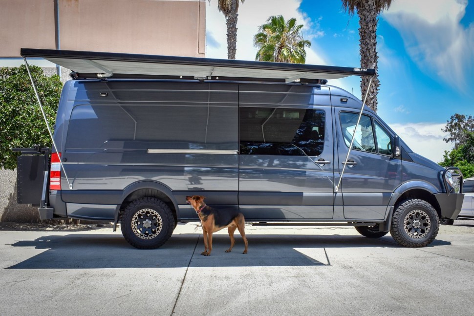 Колесный диск Black Rhino Warlord Matte Gunmetal 17x8 ET+52 1780WAR526130G84