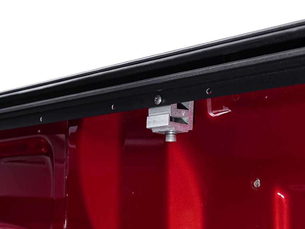 Ролета багажника висувна Ford F-250/F-350 17-25 6'9" M-Series Roll-N-Lock LG151M