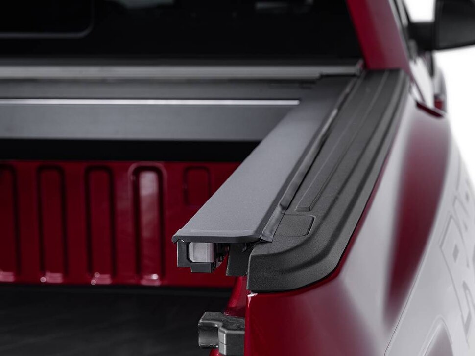 Ролета багажника висувна Ford F-250/F-350 17-25 6'9" M-Series Roll-N-Lock LG151M