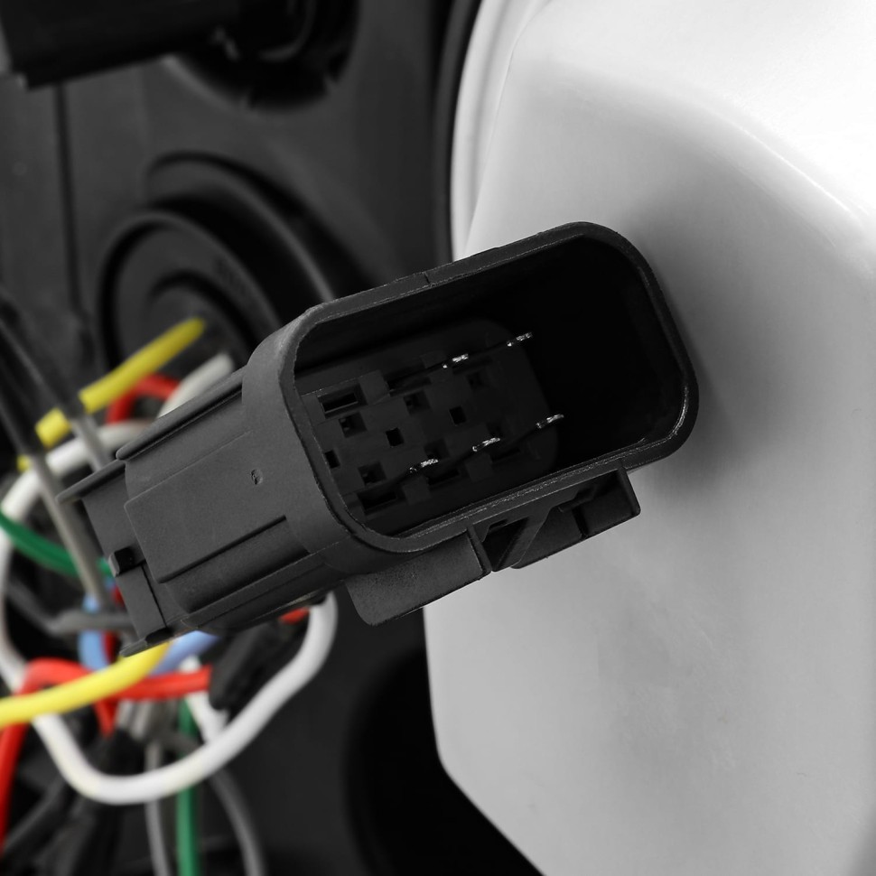 Комплект передних Led фар Chevrolet Silverado 2500/3500 15-19 LUXX-Series AlphaRex 880099