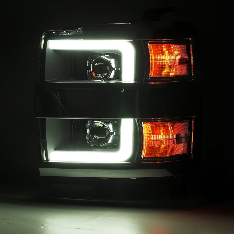 Комплект передних Led фар Chevrolet Silverado 2500/3500 15-19 LUXX-Series AlphaRex 880099
