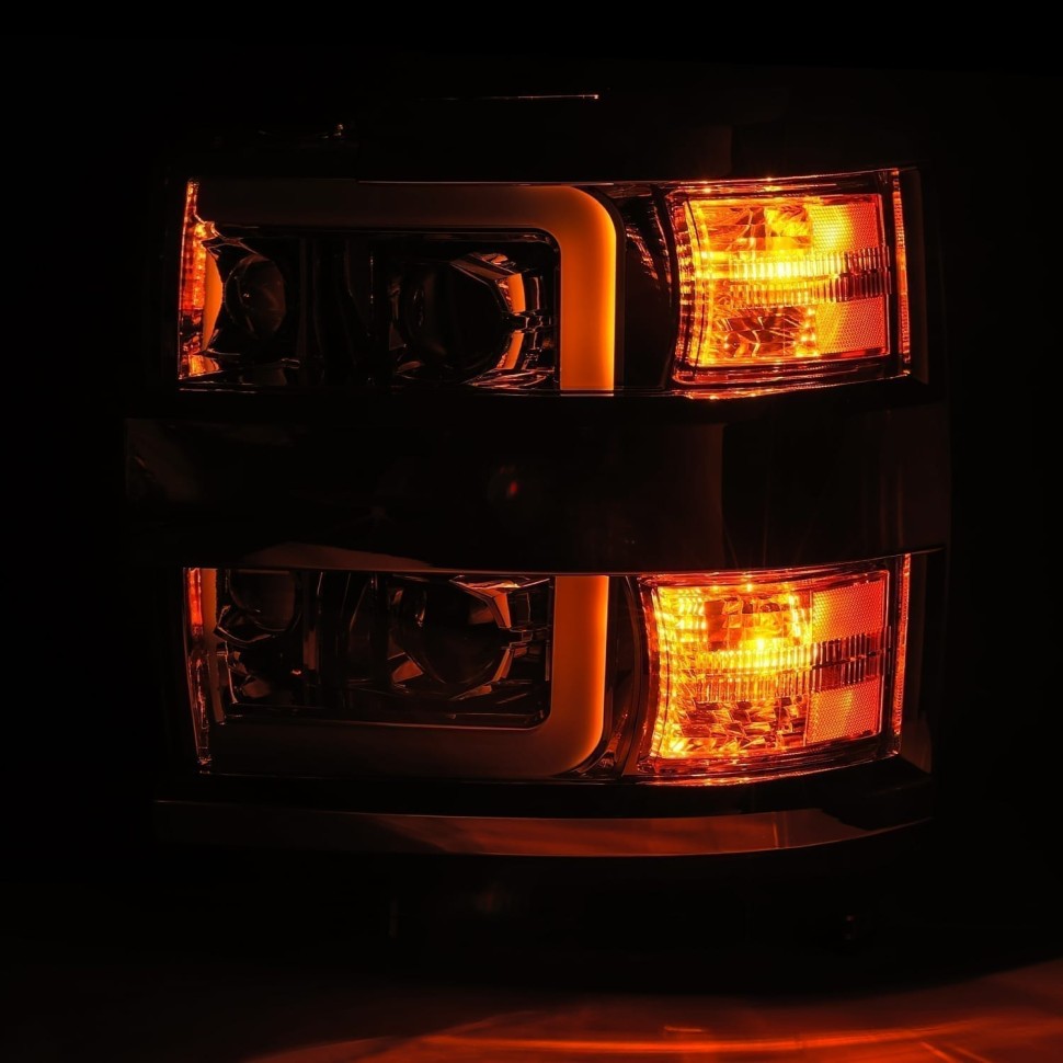 Комплект передних Led фар Chevrolet Silverado 2500/3500 15-19 LUXX-Series AlphaRex 880099