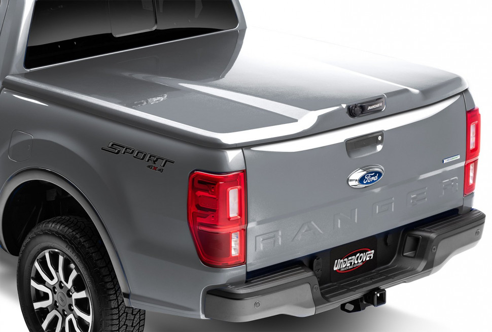 UnderCover Elite LX One-piece Truck Bed Tonneau Cover Ford Ranger 19-22 6'
