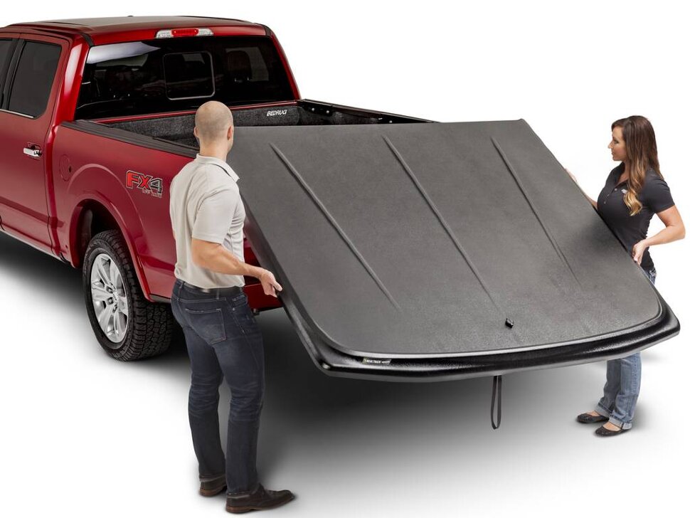 UnderCover UC2216 SE One-piece Truck Bed Tonneau Cover Ford F-150 21-25 6'7"