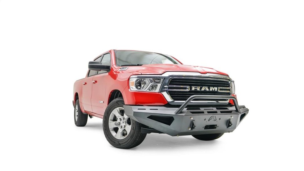 Передний бампер под лебёдку Dodge Ram 1500 19-26 Red Steel Fab Fours DR19-RS4262-1