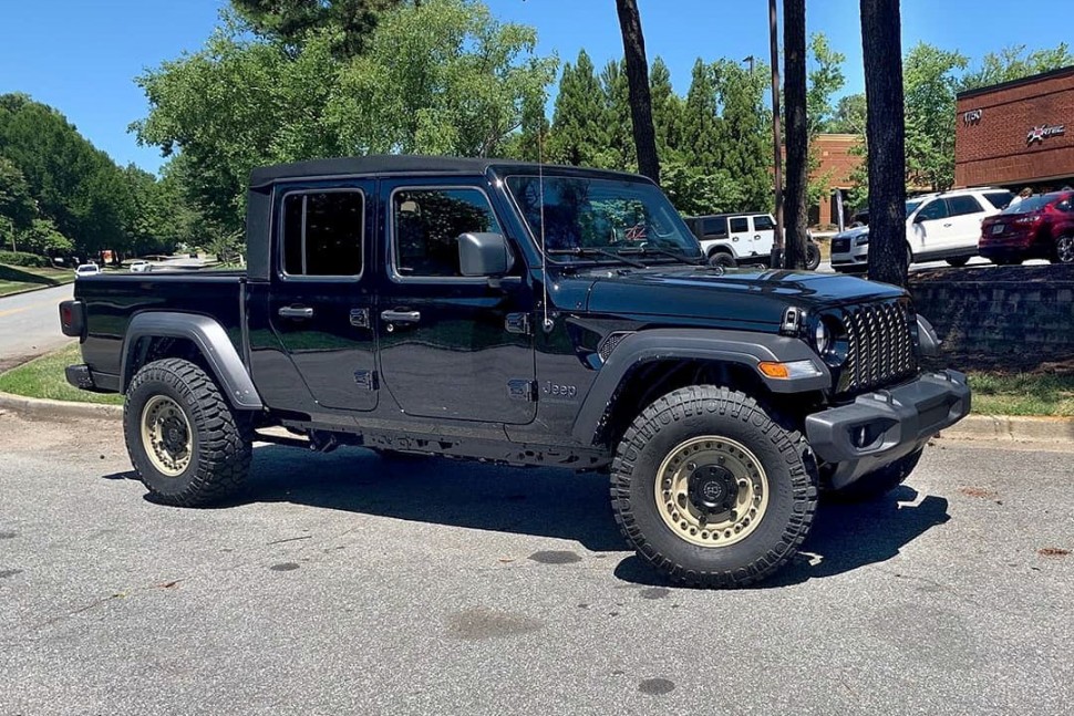 Колесный диск Black Rhino Armory Gun Black 16x8 ET-10 1680ARY-00054G78