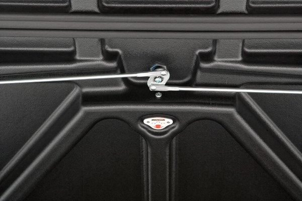 UnderCover LUX One-piece Truck Bed Tonneau Cover Ford Ranger 19-22 5'